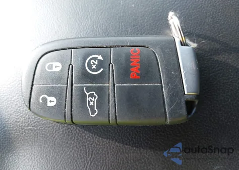 2021 Jeep Grand Cherokee Laredo X 4X2 из США, поврежденный, VIN 1C4RJEAG2MC785395